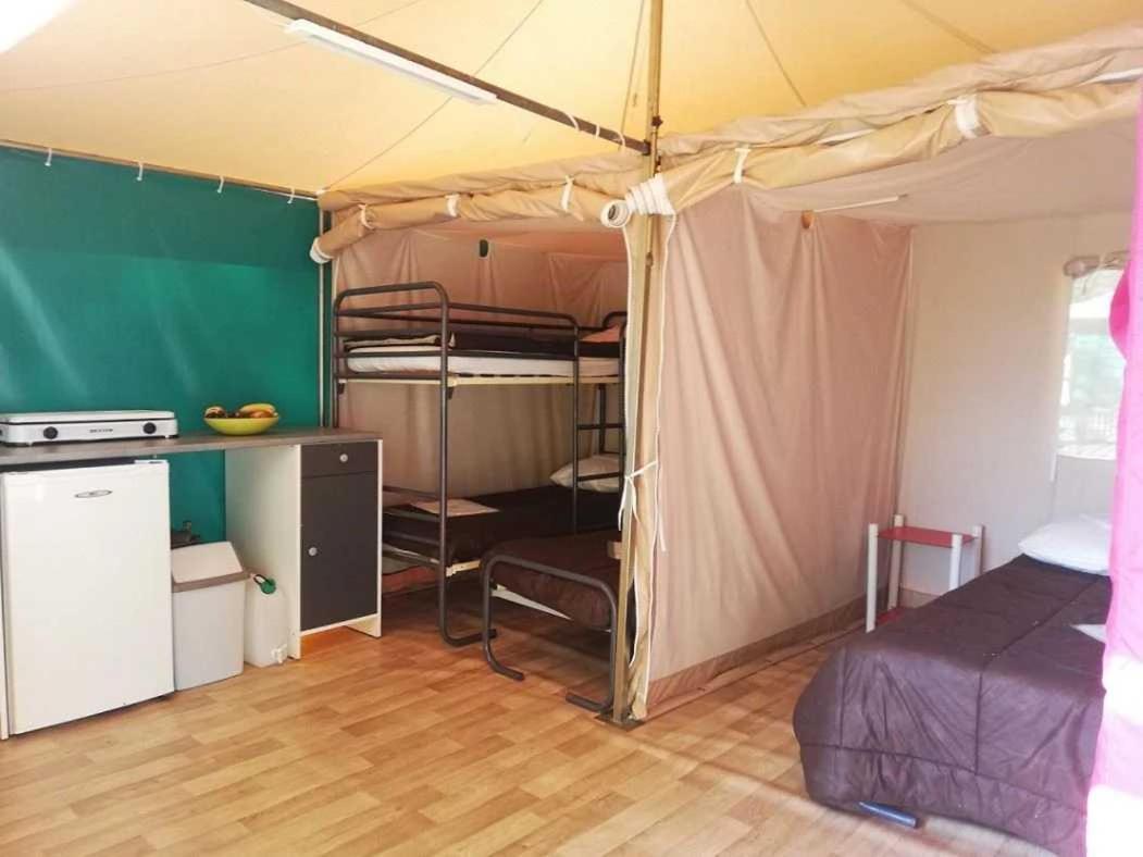 Camping - Piscine - Ccbaieb Montjoie-en-Couserans Exteriér fotografie
